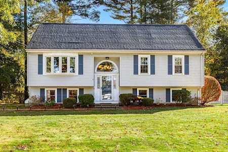 1 Spring St Douglas, MA 01516