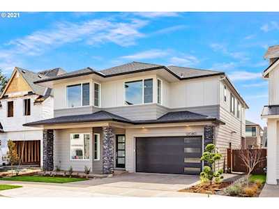 12080 NW Hallbrook Ln #LT155 Portland, OR 97229