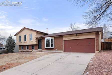 6205 Snowbird Drive Colorado Springs, CO 80918