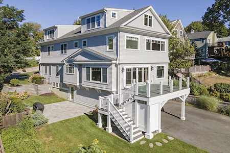 206 Wompatuck Road Hingham, MA 02043