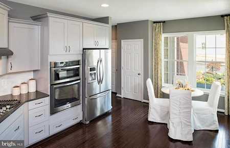 11 Mcquarie Dr #1 Fredericksburg, VA 22406