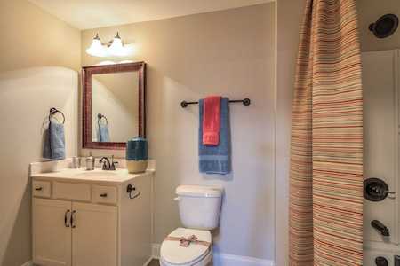 1058 Callaway Drive #104 Lebanon, TN 37087