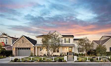 410 Walnut Place Costa Mesa, CA 92627