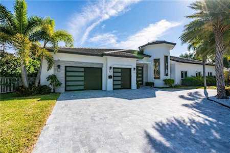 5220 NE 29th Ave Lighthouse Point, FL 33064