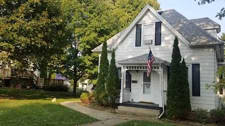 217 S 2nd St Mount Horeb, WI 53572