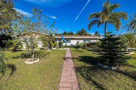 13409 Binglewood Ave Seminole, FL 33776