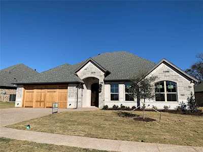 1000 Anna Circle Granbury, TX 76048