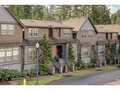10270 SW Windwood Way Portland, OR 97225