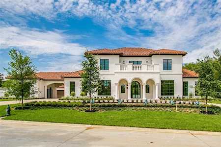 1521 Meandering Way Drive Westlake, TX 76262