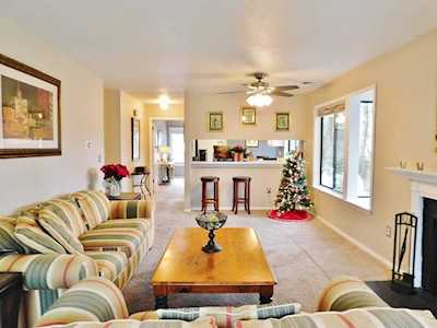 348 Nassau Dr #348 Springfield, MA 01129