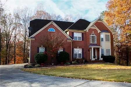 3889 Glenlake Dr Douglasville, GA 30134