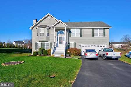 113 Dickenson Ct Stephens City, VA 22655