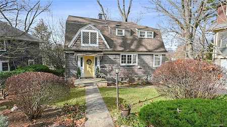 41 Bellair Drive Dobbs Ferry, NY 10522