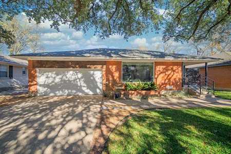 10617 Mccree Road Dallas, TX 75238
