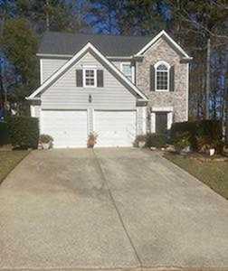 753 Ives Way NW Lilburn, GA 30047