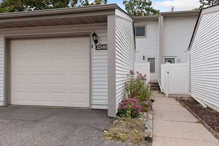 1546 N Oberlin Circle Fridley, MN 55432