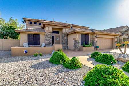 8009 W Robin Lane Peoria, AZ 85383