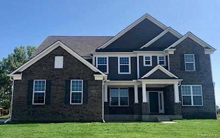 9272 Andover Forest Ln Plymouth Twp, MI 48170