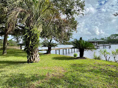 8733 Monroe Ave Jacksonville, FL 32208