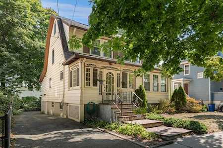 102 Mount Vernon St Arlington, MA 02486