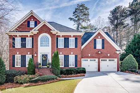 1071 Trailway Snellville, GA 30078