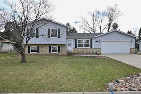 721 Crestview Dr Watertown, WI 53094