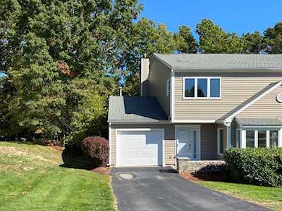 83 Oakwood Ln #83 Worcester, MA 01604