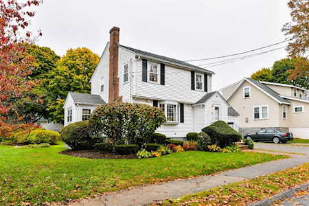 61 Franklin St Milton, MA 02186