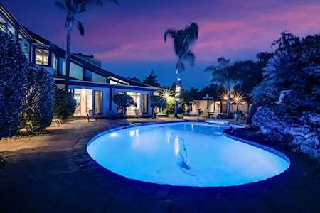 190 Windmill Drive Hollister, CA 95023