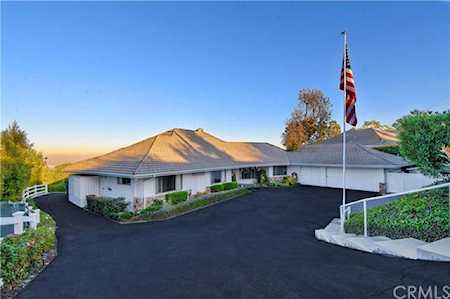 21 Chuckwagon Road Rolling Hills, CA 90274