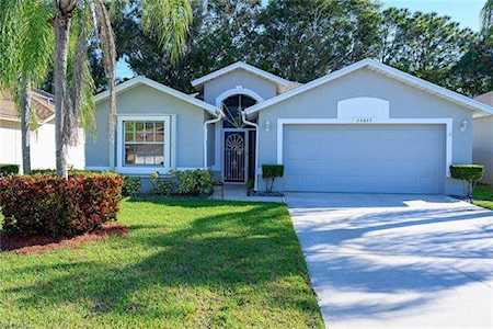 20823 Country Barn Dr Estero, FL 33928