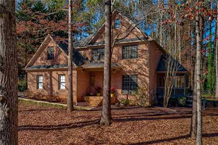 4625 Hamptons Club Dr Alpharetta, GA 30004