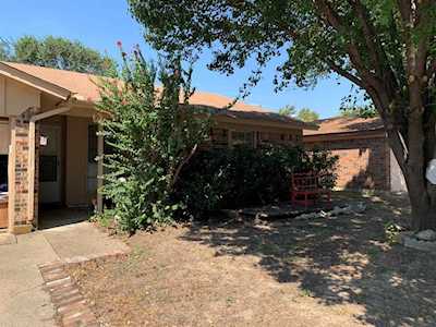 000 Confidential Ave. Watauga, TX 76148