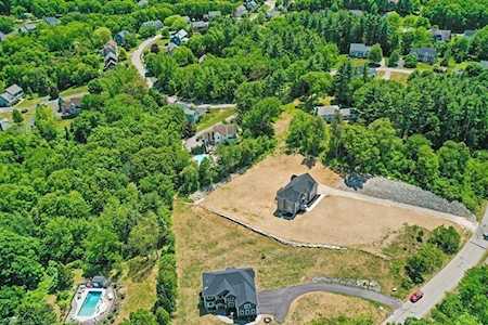 3 Piccadilly Way Westborough, MA 01581