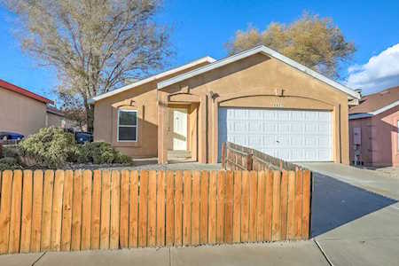 8927 Thor Rd SW Albuquerque, NM 87121