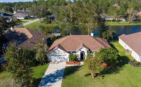 384 Maplewood Dr St Johns, FL 32259