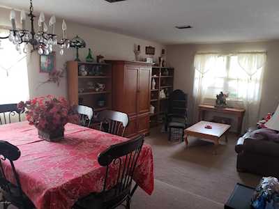 1060 Knoll Cove Jacksonville, FL 32221
