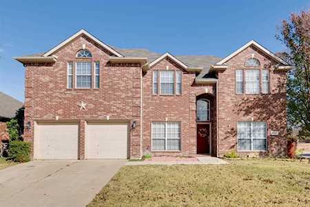 5221 Begonia Court Fort Worth, TX 76244