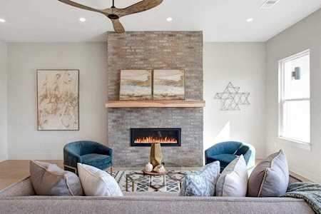 2601 N Quinlan Park RD #304 Austin, TX 78732