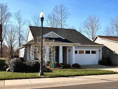 400 Flat Rock Dr Denver, NC 28037