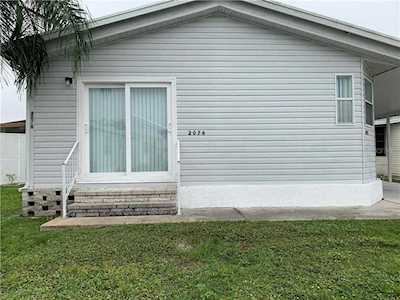 2076 N Mobile Estates Dr Sarasota, FL 34231