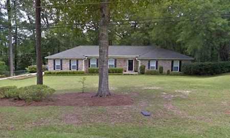 3522 Lakeshore Dr Tallahassee, FL 32312
