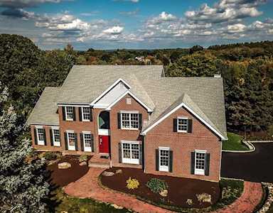 8 Cook Street Westborough, MA 01581