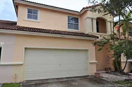 845 NW 132nd Ave #845 Pembroke Pines, FL 33028