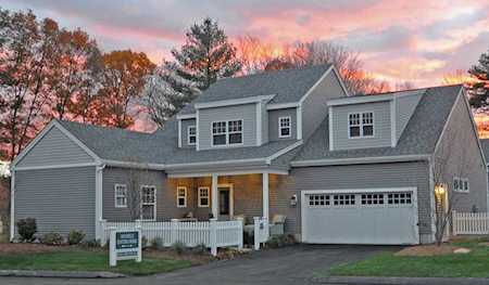 33 Fern Crossing #33 Ashland, MA 01721