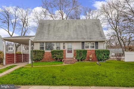 703 Carolyn Rd Glen Burnie, MD 21061
