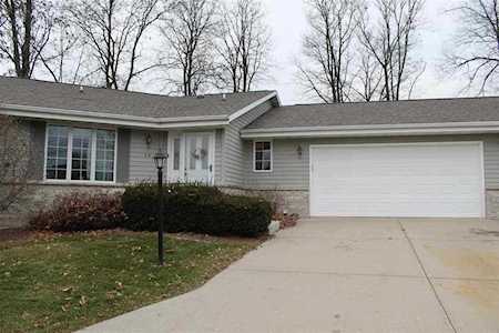 26 Pine Cone Ct Edgerton, WI 53534