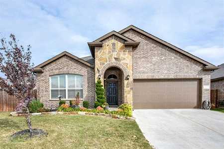 2801 Saddle Creek Drive Fort Worth, TX 76177