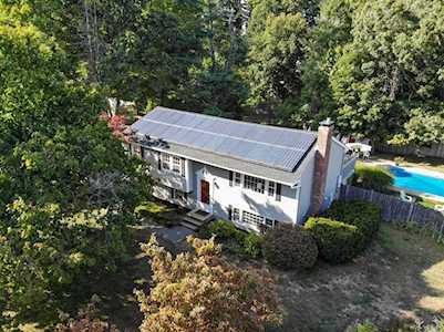 32 Simpson Road Marlborough, MA 01752