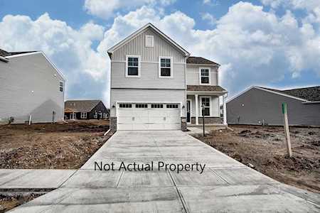 2633 Misty Meadows Avenue Lancaster, OH 43130